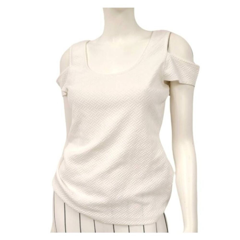 Guess White Textured Shoulder Top sz Medium - Picture 2 of 7